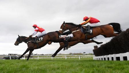 https://betting.betfair.com/horse-racing/Coole%20Cody%20jumps%20at%20Cheltenham.jpg
